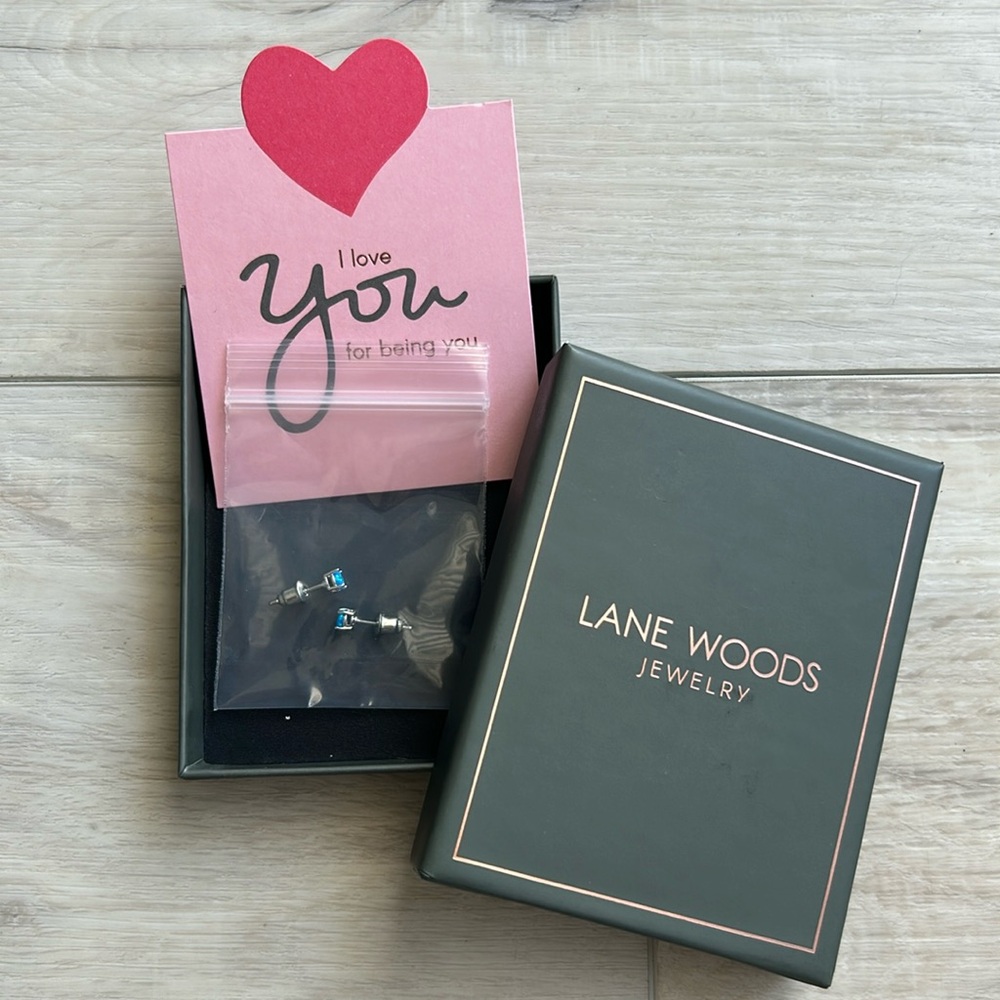 Lane Woods opal studs NWT